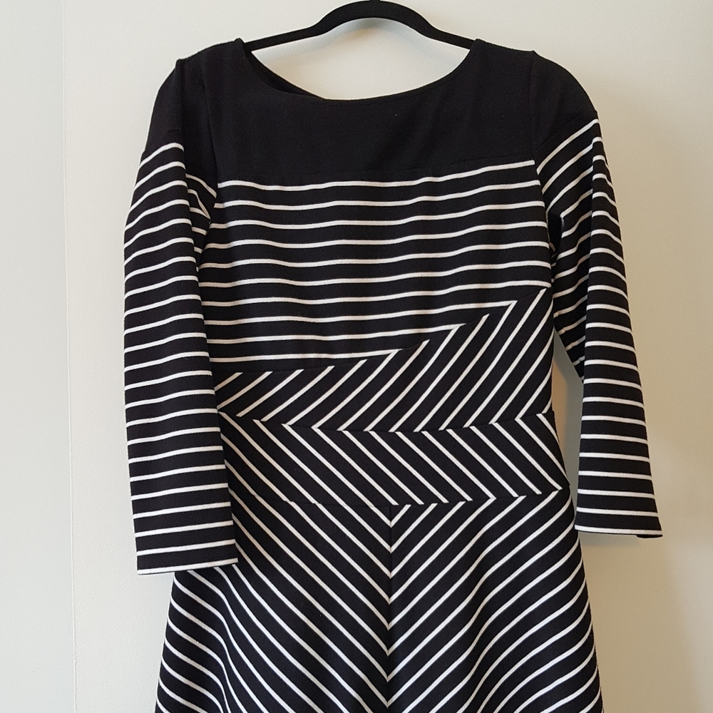 BCBG Maxazria shift dress